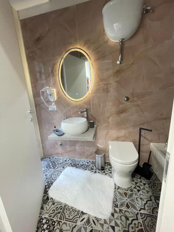 B&B I Borboni Nápoly Kültér fotó